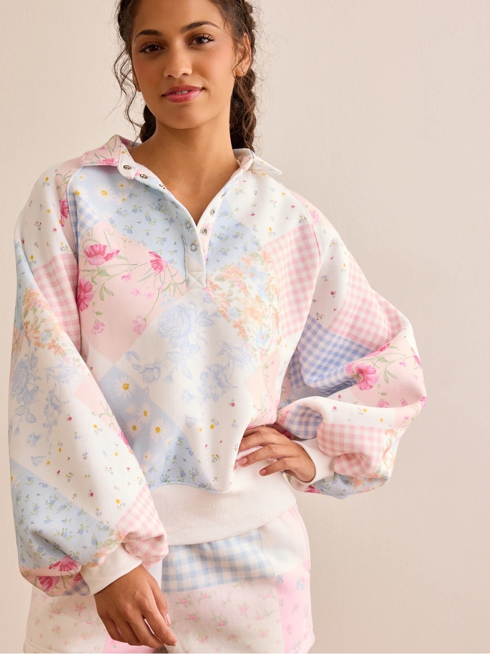 AS REVIVAL Patchwork Floral Pullover Sweatshirt